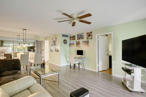 Copropriété à vendre à Lake Worth, Floride: 2 chambres, 93.37 m2 № 1038332 - photo 16