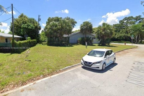 Купить земельный участок в Форт-Лодердейл, Флорида № 1057641 - фото 12