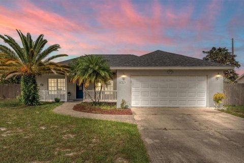 Casa en venta en Mount Dora, Florida, 3 dormitorios, 125.42 m2 № 1379240 - foto 1