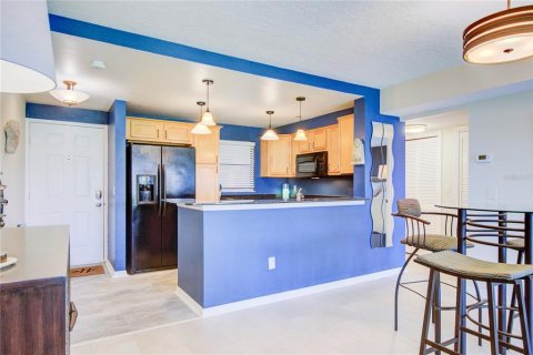 Condo in South Pasadena, Florida, 1 bedroom  № 1379211 - photo 6