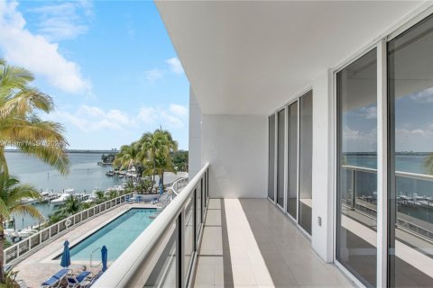 Condominio en venta en Miami Beach, Florida, 2 dormitorios, 117.99 m2 № 1225170 - foto 11