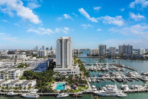 Condominio en venta en Miami Beach, Florida, 2 dormitorios, 117.99 m2 № 1225170 - foto 30