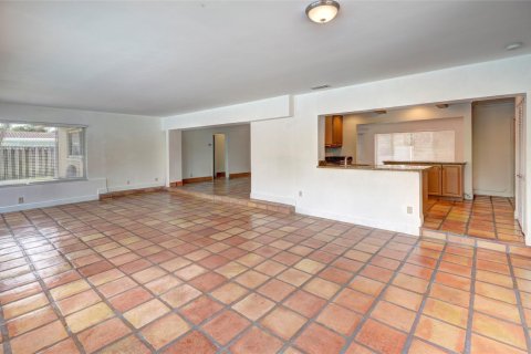 Casa en venta en Deerfield Beach, Florida, 3 dormitorios, 185.71 m2 № 1074635 - foto 9