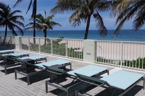 Condo in Fort Lauderdale, Florida, 1 bedroom  № 1065907 - photo 11