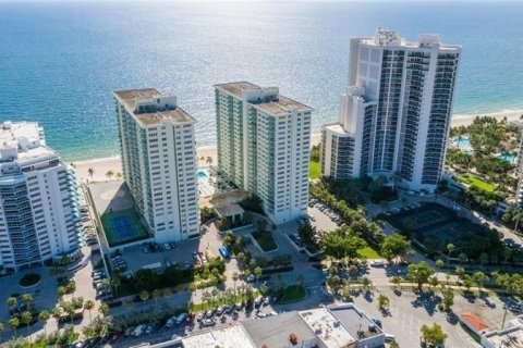 Condo in Fort Lauderdale, Florida, 1 bedroom  № 1065907 - photo 2