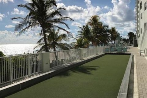 Condo in Fort Lauderdale, Florida, 1 bedroom  № 1065907 - photo 14