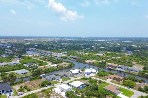 Terreno en venta en Port Charlotte, Florida № 1194303 - foto 4