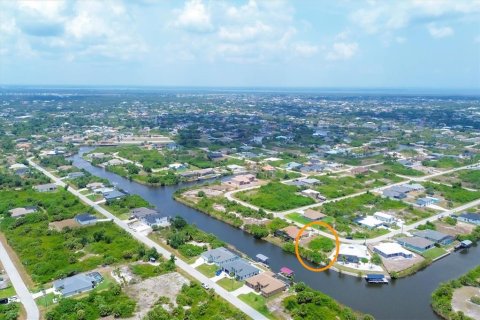 Terreno en venta en Port Charlotte, Florida № 1194303 - foto 14