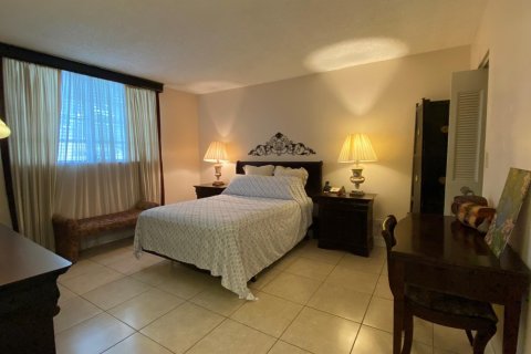 Condo in Tamarac, Florida, 2 bedrooms  № 1230228 - photo 17