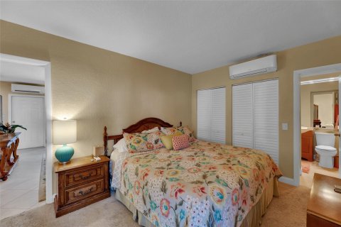 Immobilier commercial à vendre à Lauderdale-by-the-Sea, Floride: 150.5 m2 № 1075965 - photo 6