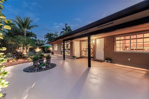 Immobilier commercial à vendre à Lauderdale-by-the-Sea, Floride: 150.5 m2 № 1075965 - photo 25