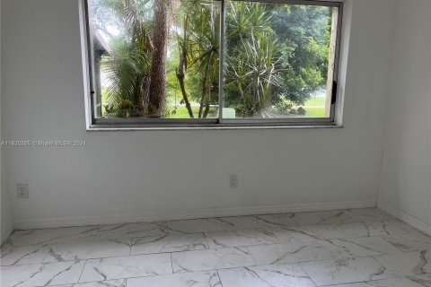 Condominio en venta en Tamarac, Florida, 2 dormitorios, 92.9 m2 № 1241545 - foto 25