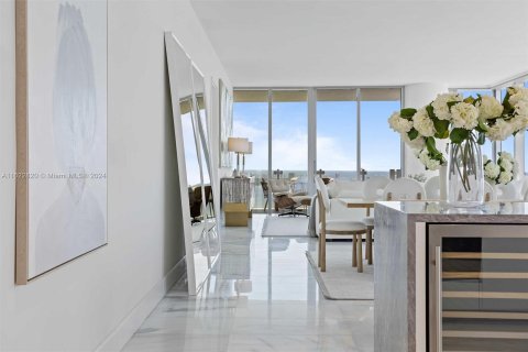 Copropriété à vendre à Miami, Floride: 4 chambres, 326.92 m2 № 1269801 - photo 30