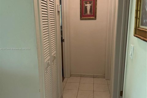 Casa en venta en Miami, Florida, 2 dormitorios, 119.1 m2 № 1401315 - foto 7