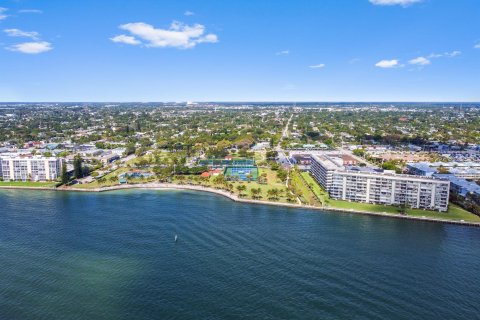 Condominio en venta en Lake Park, Florida, 2 dormitorios, 133.78 m2 № 1171290 - foto 6