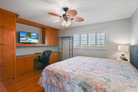 Condo in Lake Park, Florida, 2 bedrooms  № 1171290 - photo 22