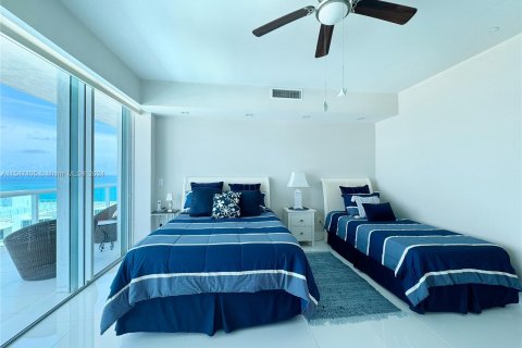 Condominio en venta en Bal Harbour, Florida, 3 dormitorios, 288.93 m2 № 1074161 - foto 20
