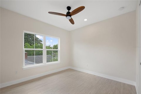 Casa en venta en Orlando, Florida, 5 dormitorios, 286.23 m2 № 1350179 - foto 22