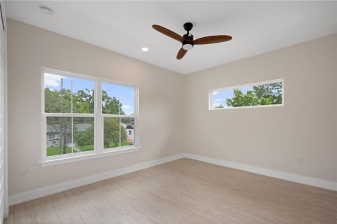 Casa en venta en Orlando, Florida, 5 dormitorios, 286.23 m2 № 1350179 - foto 26