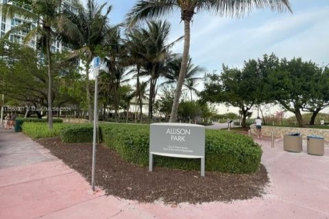 Condominio en venta en Miami Beach, Florida, 30.66 m2 № 1075544 - foto 27