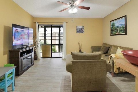 Condo in Tamarac, Florida, 1 bedroom  № 1226763 - photo 19