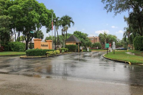 Condo in Tamarac, Florida, 1 bedroom  № 1226763 - photo 7