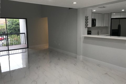 Copropriété à louer à Miami, Floride: 2 chambres, 92.9 m2 № 1357152 - photo 6