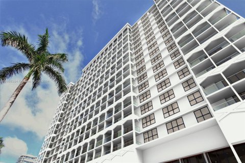 Condo in Bal Harbour, Florida, 2 bedrooms  № 1357241 - photo 12