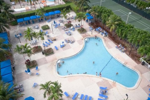 Condo in Sunny Isles Beach, Florida, 1 bedroom  № 1357194 - photo 20