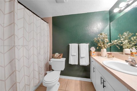 Copropriété à vendre à Miami, Floride: 1 chambre, 51.1 m2 № 1375846 - photo 12