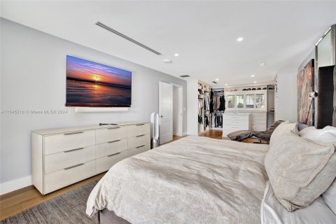 Casa en venta en Pompano Beach, Florida, 3 dormitorios, 185.9 m2 № 1047546 - foto 22