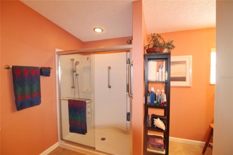 Condo in Okeechobee, Florida, 2 bedrooms  № 1353040 - photo 25