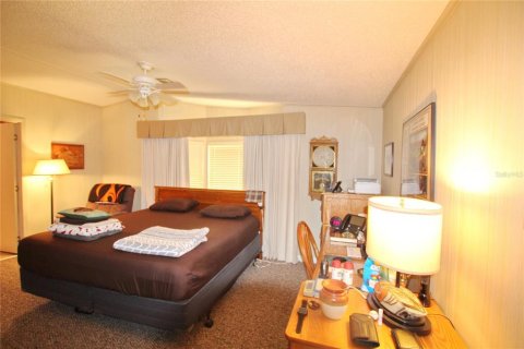 Condo in Okeechobee, Florida, 2 bedrooms  № 1353040 - photo 30