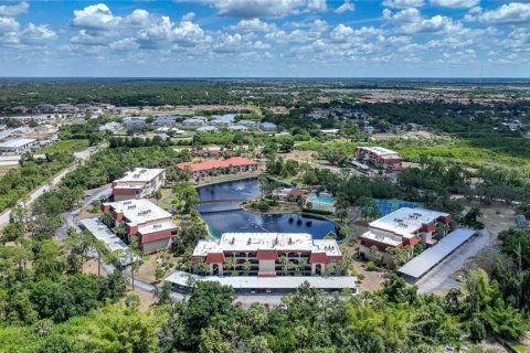 Condominio en venta en Port Charlotte, Florida, 2 dormitorios, 130.53 m2 № 1412606 - foto 25