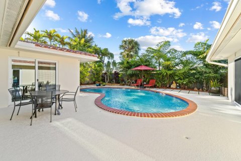 House in Fort Lauderdale, Florida 3 bedrooms, 185.99 sq.m. № 1065826 - photo 30