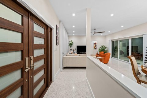 Casa en venta en Fort Lauderdale, Florida, 3 dormitorios, 185.99 m2 № 1065826 - foto 16