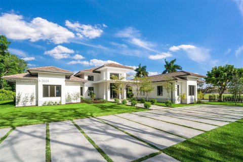 Villa ou maison à vendre à Pinecrest, Floride: 6 chambres, 436.18 m2 № 1058671 - photo 5