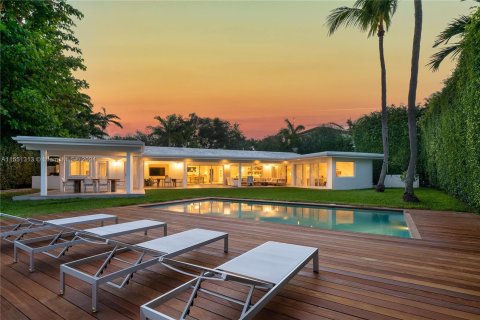Villa ou maison à vendre à Key Biscayne, Floride: 5 chambres, 316.33 m2 № 1067842 - photo 20