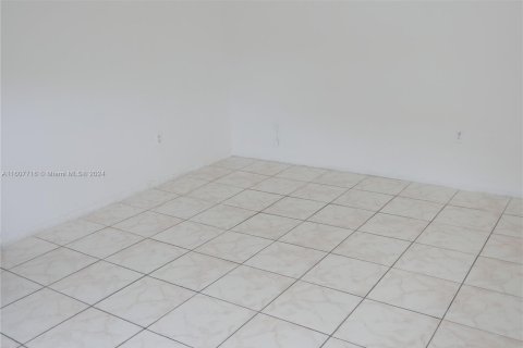 Townhouse in Miami, Florida 2 bedrooms, 100.8 sq.m. № 1232061 - photo 7