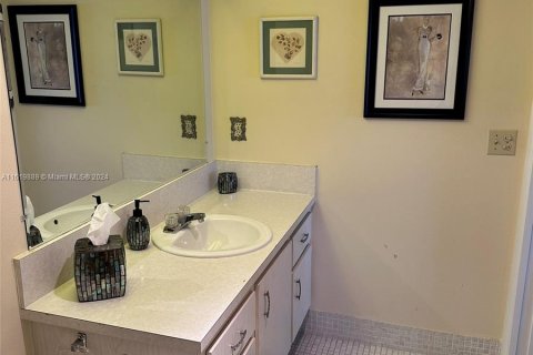 Condo in Boca Raton, Florida, 2 bedrooms  № 1240806 - photo 22