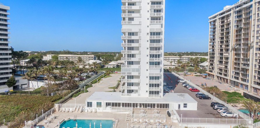 Condominio en Boca Raton, Florida, 2 dormitorios  № 1061172