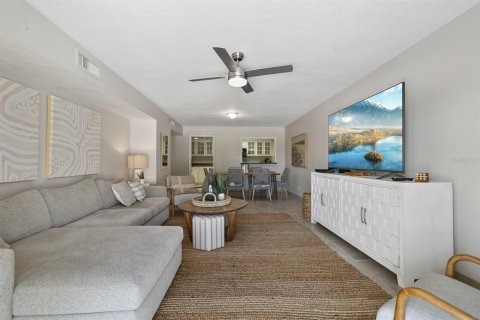 Condo in Clearwater, Florida, 2 bedrooms  № 1336773 - photo 10