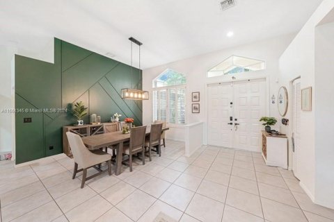 Casa en venta en Weston, Florida, 5 dormitorios, 269.88 m2 № 1074384 - foto 3