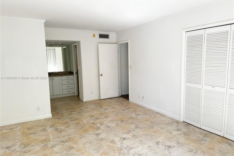 Copropriété à vendre à Pompano Beach, Floride: 3 chambres, 134.15 m2 № 1370657 - photo 3