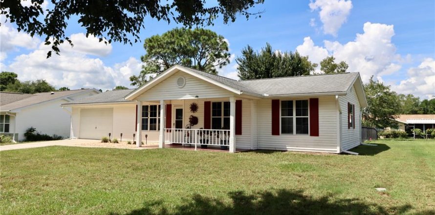 House in Ocala, Florida 2 bedrooms, 99.59 sq.m. № 1351294