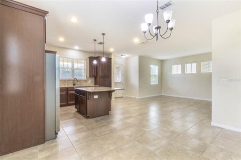 Villa ou maison à louer à Kissimmee, Floride: 3 chambres, 157.28 m2 № 1351256 - photo 3