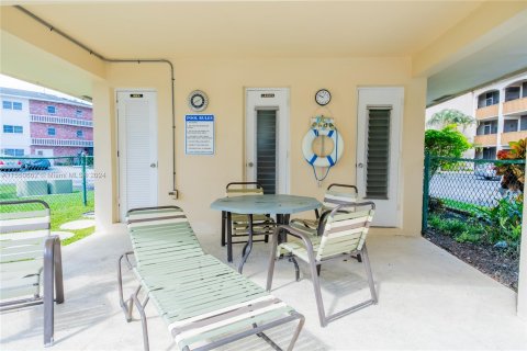 Condominio en alquiler en Pompano Beach, Florida, 2 dormitorios, 92.9 m2 № 1065353 - foto 22