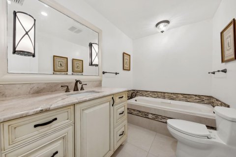 Casa en venta en Boynton Beach, Florida, 3 dormitorios, 257.71 m2 № 1072721 - foto 23