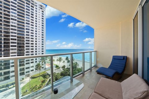 Copropriété à vendre à Hollywood, Floride: 1 chambre, 77.57 m2 № 1320644 - photo 12