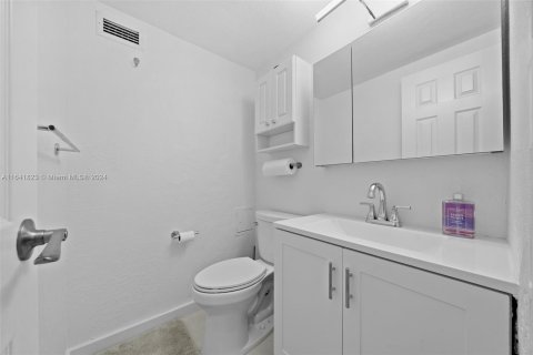 Copropriété à vendre à Hollywood, Floride: 1 chambre, 77.57 m2 № 1320644 - photo 7